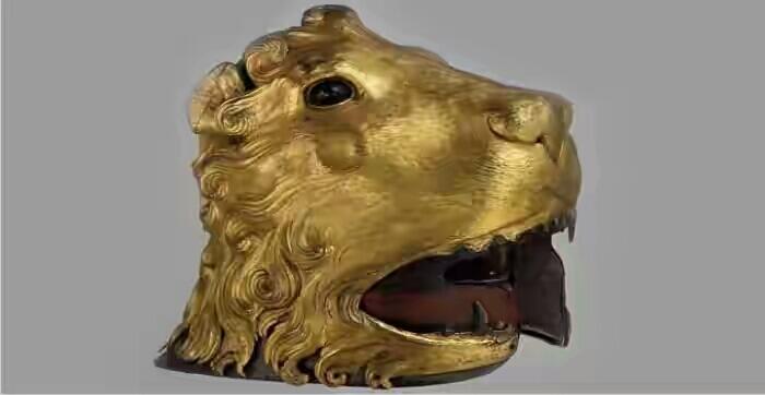 Helm Perang Kuno Paling Unik