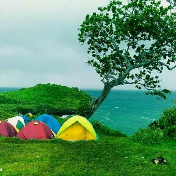 Bosen Ngecamp di Gunung? Cobain Tempat Seru Ini