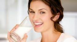 Minum Susu Bisa Bikin Tubuh Gemuk? Yuk Baca Penjelasan Ahli Gizi