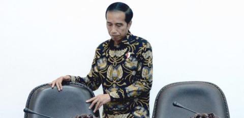 Jokowi Ternyata Tak Berani Melawan Gubernur Ganjar, Petani Kendeng Terpaksa Harus….