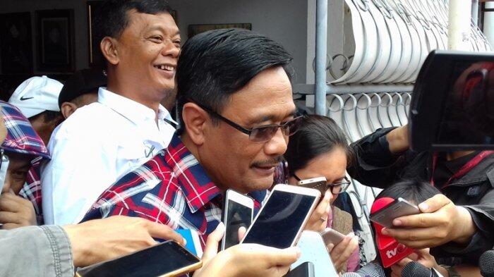 #Djarot: Ditunggu Ya, Pertarungan antara Dua Orang Super Kaya