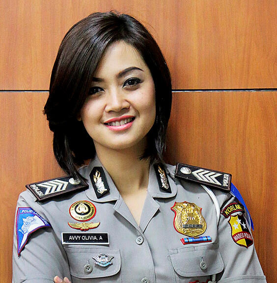 Oknum Polisi Bareng Preman Ikut Serang Wartawan Televisi Nasional