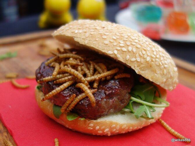 7 Burger tergila yang nggak bakal kamu temui di Indonesia