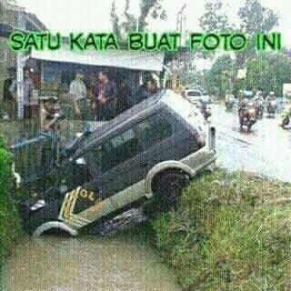 15 Meme 'satu kata' ini penuh makna dan lucunya nggak ketulungan