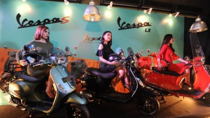Dua Vespa Termurah Bermesin i-get 125 cc Diluncurkan di Indonesia