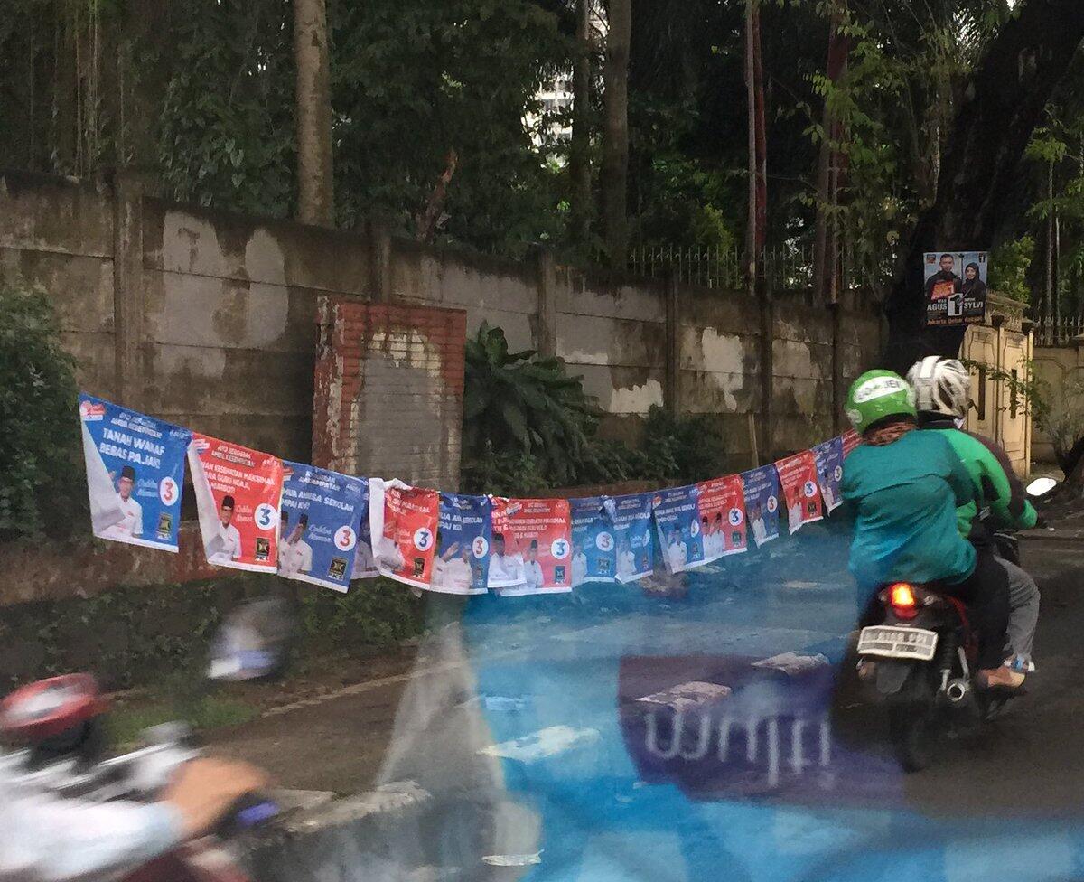 Lewati Spanduk Anies-Sandi, Djarot: Ngotor-ngotorin