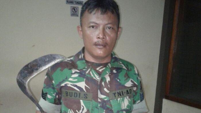 Seperti dalam Film Heroik, Tentara Ini Sendirian Gagalkan Tawuran di Gang Kubur