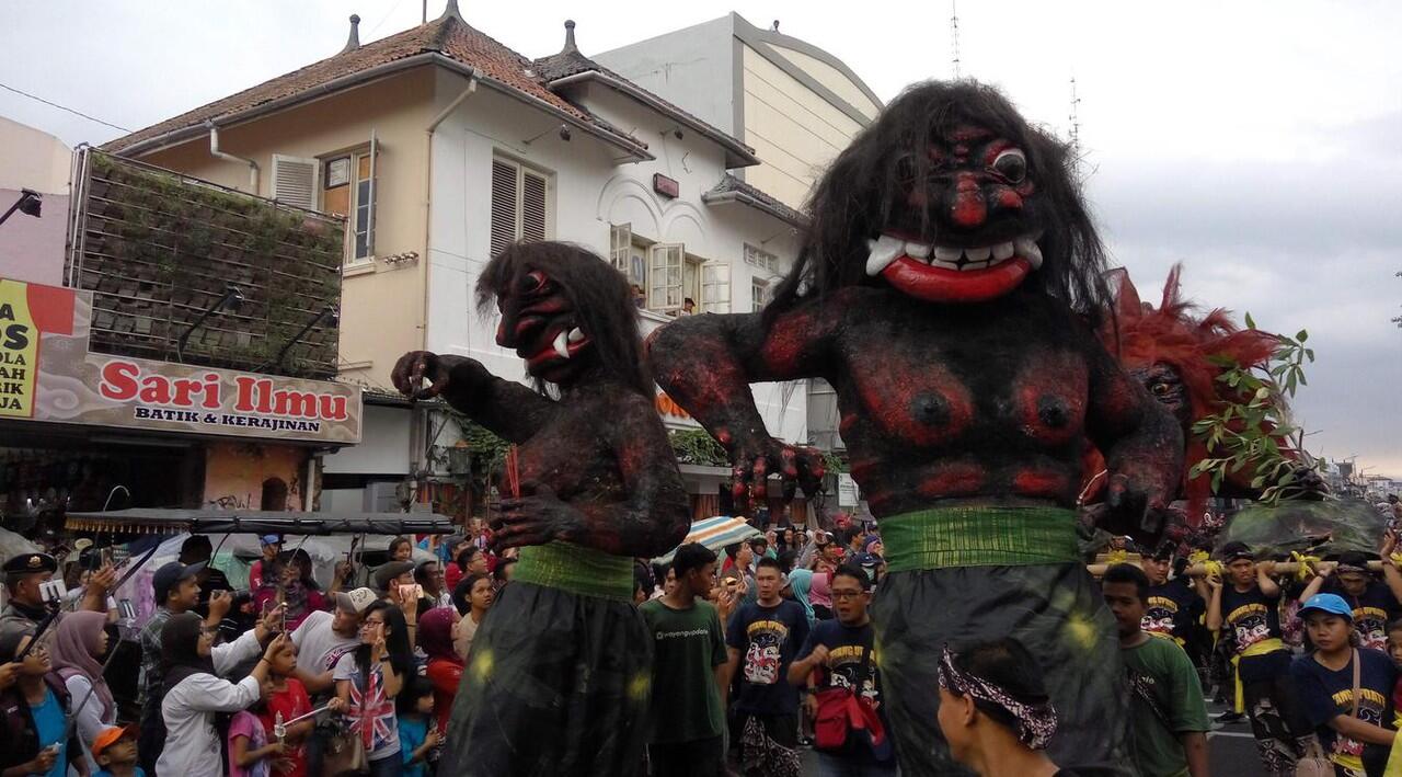 Jelang Nyepi, 6 Ogoh-ogoh Dikirab Keliling Kota Serang