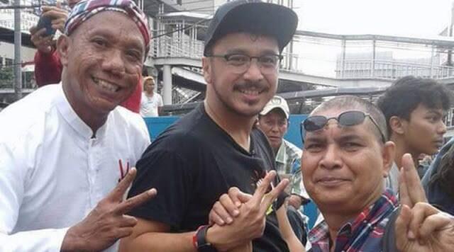 Foto Bareng Iwan Bopeng, Alasan Giring Nidji Dinilai Tak Logis