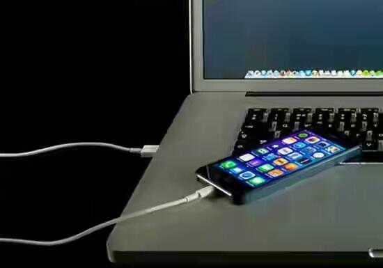 3 Bahaya Charger HP Di Laptop