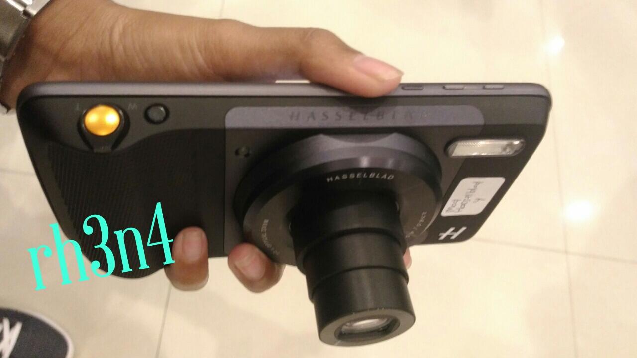 &#91;TC MOTO Z&#93; Hasselblad TrueZoom Camera Membuatmu Takkan Kehilangan Moment Traveling