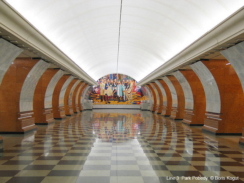 Wuihhh, Stasiun Subway Ini Letaknya 100 Meter Dibawah Permukaan Tanah!!!