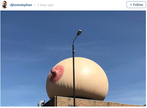 Serius Nih Ada Balon Beginian di London?