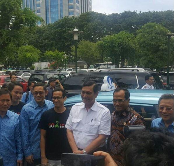 Blue Bird dan GO-Jek Hadirkan Kolaborasi Anak Bangsa