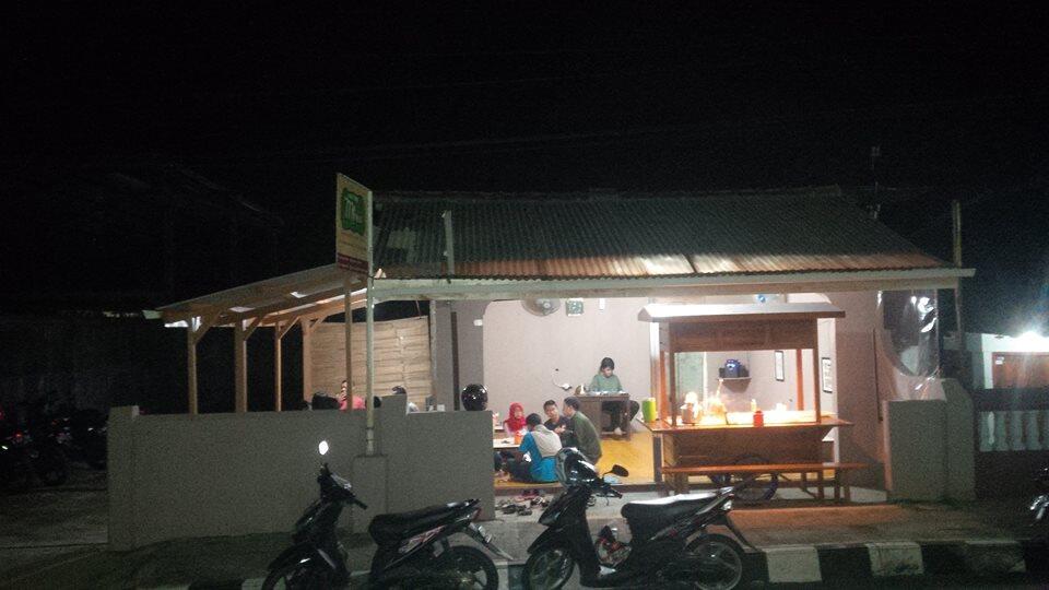 Angkringan M-Brio Kuningan, Jawa Barat