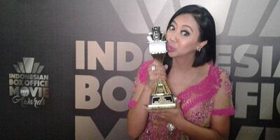Selamat! Inilah Daftar Lengkap Pemenang Indonesian Box Office Movie Awards 2017