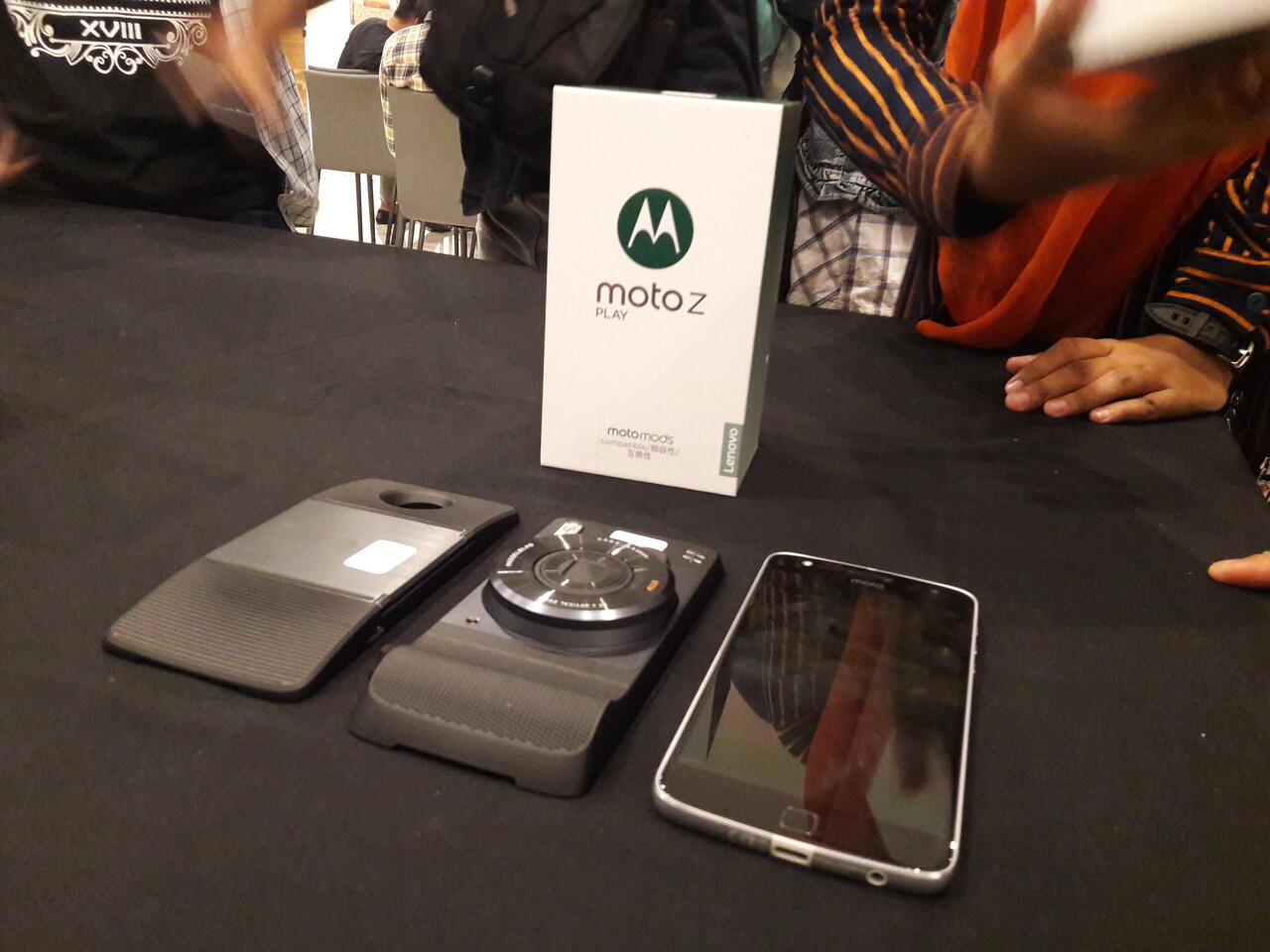 &#91;TC MOTO Z&#93; MOD Hasselblad Moto Z, HP Rasa Kamera DSLR