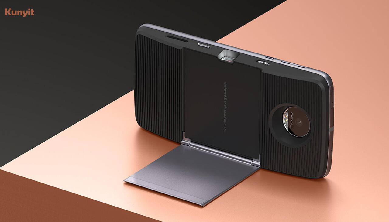 &#91;TC MOTO Z&#93; Semakin pede memakai Moto Z Kekinian 