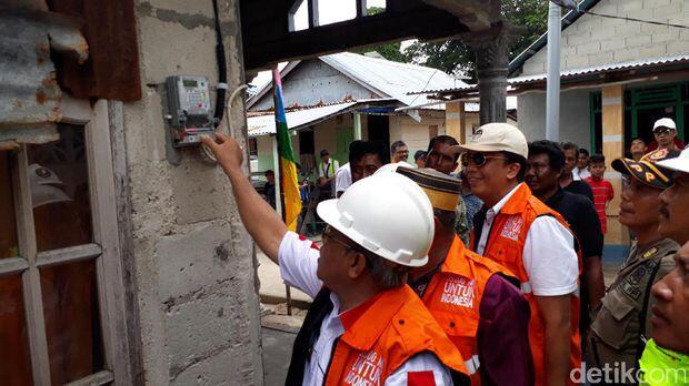 Kisah Desa di Tengah Laut, Baru Dapat Listrik Setelah Puluhan Tahun Dihuni