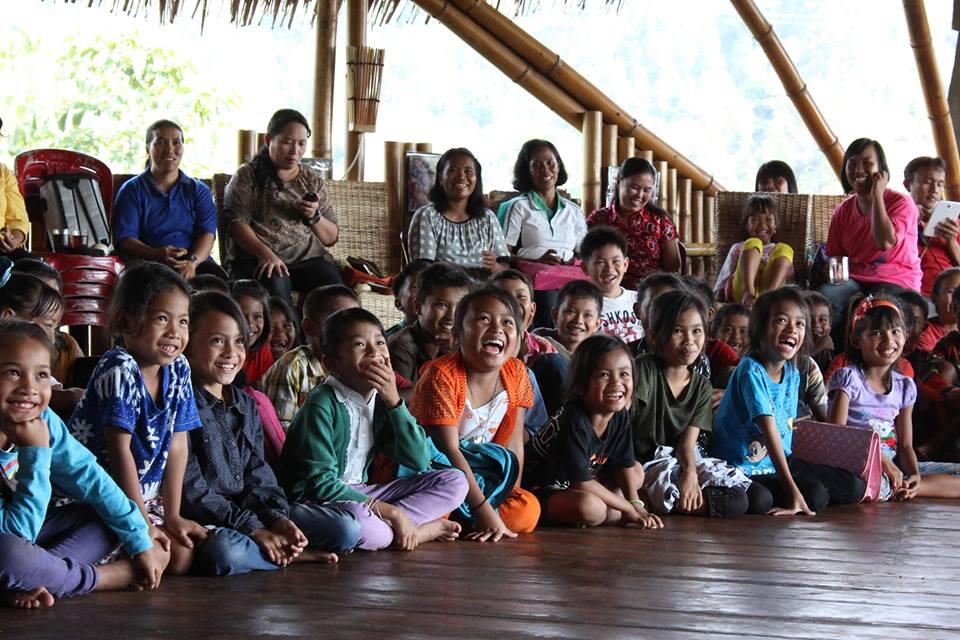 Pentingnya Manfaat Dongeng Sebelum Tidur Bagi Anak