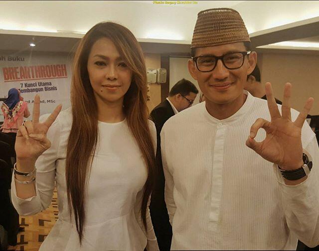Perhatikan Tangan Wanita Ini saat Bersama Sandiaga Uno, Pulangnya Aman kan Mbak?