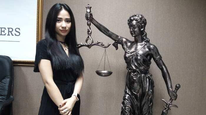 Alasan Bella Luna Terima Tawaran kimpoi Kontrak Razman Arif Senilai Rp 1 Miliar