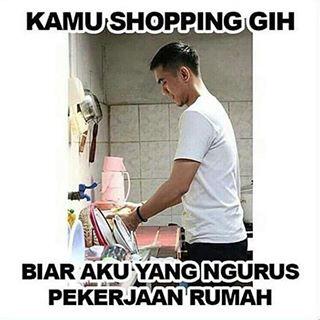 Ladies, kenali kepribadianmu dari cara memakai bra