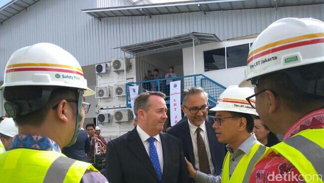 Ke Jakarta, Mendag Inggris Sambangi Proyek LRT dan Velodrome