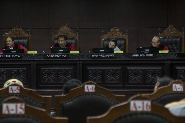MK tolak permohonan pidana untuk hidung belang