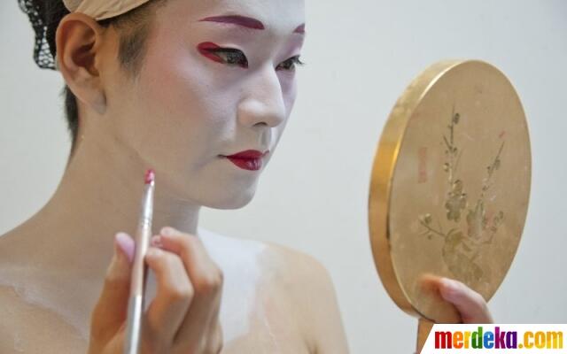 Cantik dan anggunnya 8 geisha paling tersohor dalam sejarah Jepang