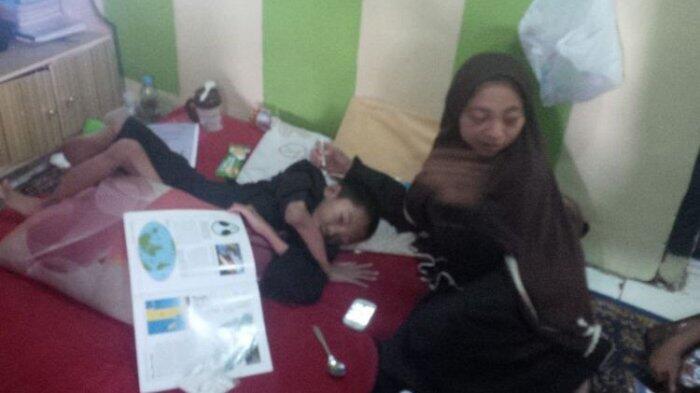 Kasihan Anak Ini, Dipakai Batuk Saja, Ada Tulangnya yang Patah