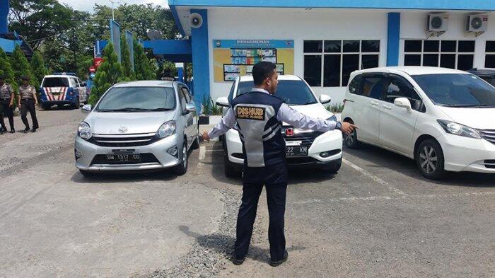Tim Gabungan Tertibkan Angkutan Berbasis Aplikasi Online di Makassar
