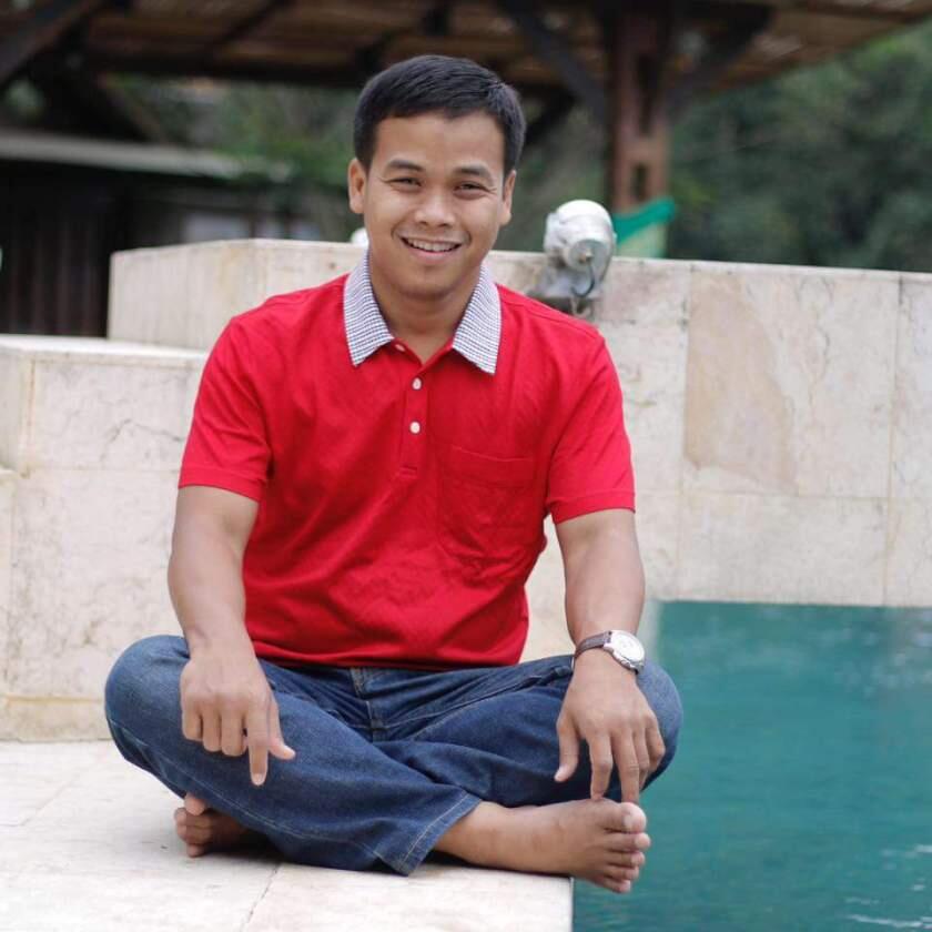 Nyesel kalo ga baca!! Kenapa warga KBB jangan menyia-nyiakan H.Eka suwarna S.T ???