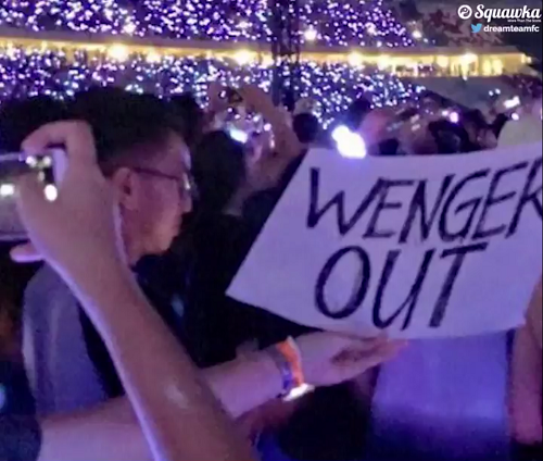 #WengerOut di Penjuru Dunia!