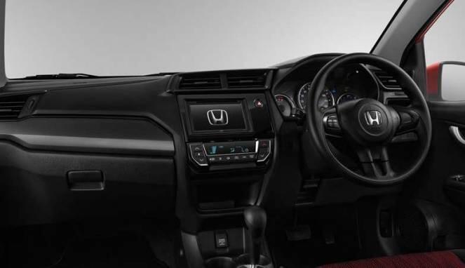 Mobilio vs BRV - Pertarungan Kelas Juara Beda Gaya