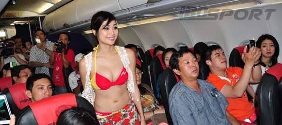 Penjelasan Kemenhub Soal Maskapai dengan Pramugari Berbikini