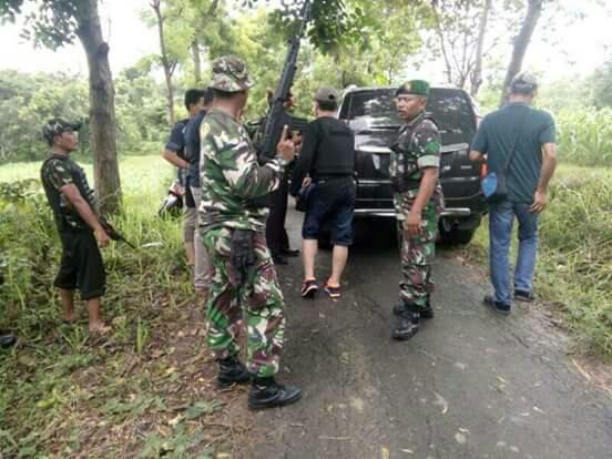 Teroris shoot out in Tuban