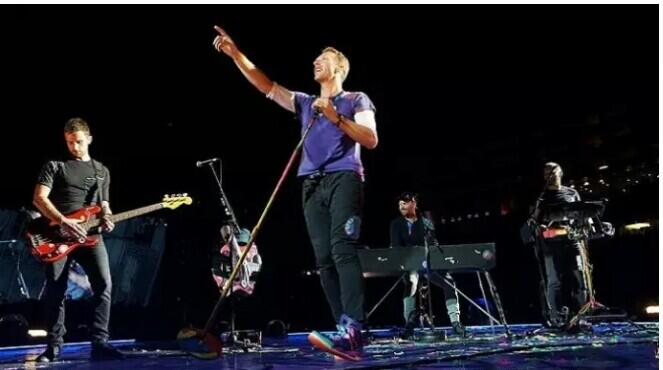 Yang Tersisa Dari Konser Coldplay Di Bangkok