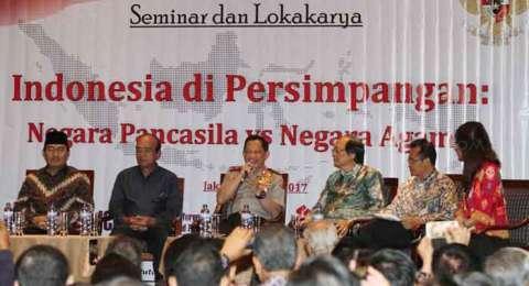 Kapolri: Teroris Bunuh Orang Lain Atas Nama Tuhan