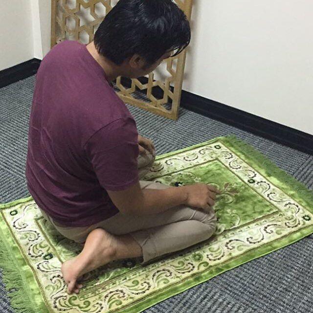 Cerita Kakak&amp;Mantan Hacker Ribuan Situs,Tak Kuat Pesantren Hingga Jadi Kekasih.......
