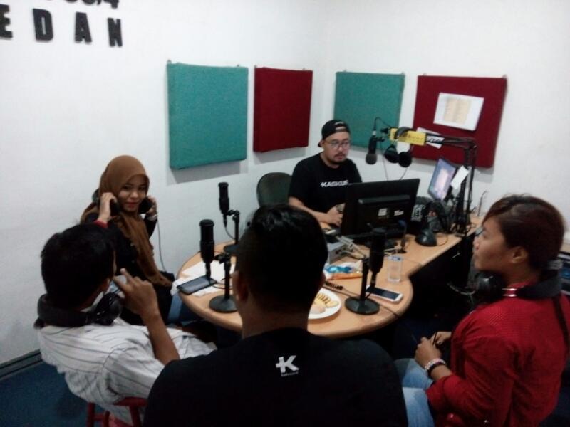 **Talk Show Bersama Radio Sonora Medan **