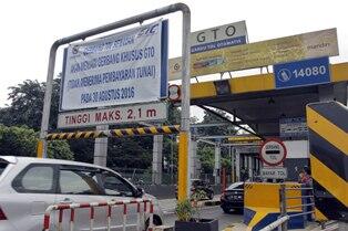 Hari Ini Transaksi di Gerbang Tol Karang Tengah Ditiadakan