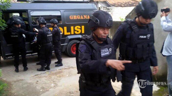 Ini 5 Fakta Pelumpuhan Terduga Teroris di Tuban