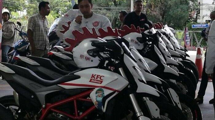 Kfc Rider Motorcycle Keren, Layanan Delivery KFC Gunakan Moge Ducati Biar Cepat | KASKUS