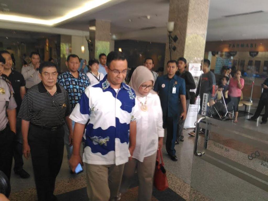 Anies Besuk Novel
