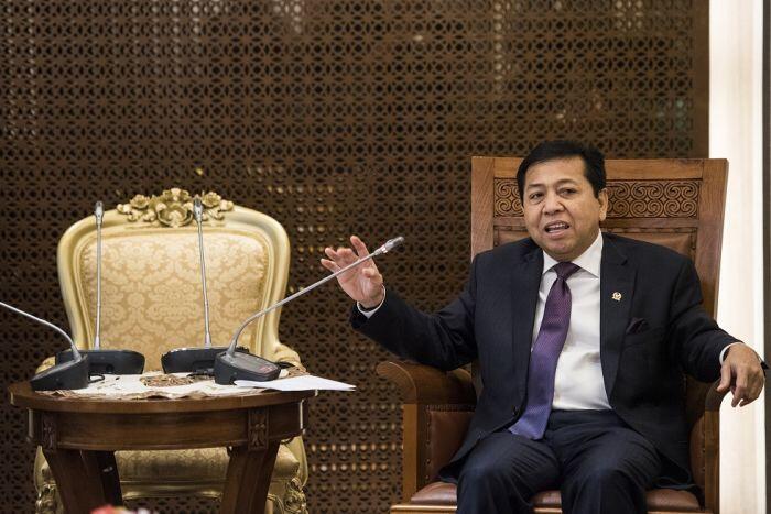 Setya Novanto, pencegahan di kasus e-KTP, politisi licin dan bantuan kolega