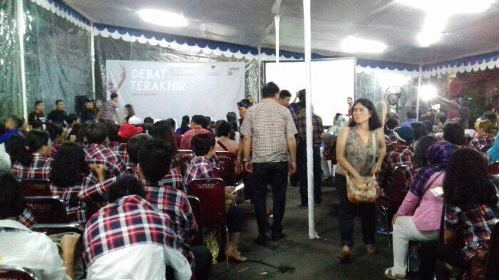 Charles Bonar Sirait Bakar Semangat Pendukung Ahok-Djarot