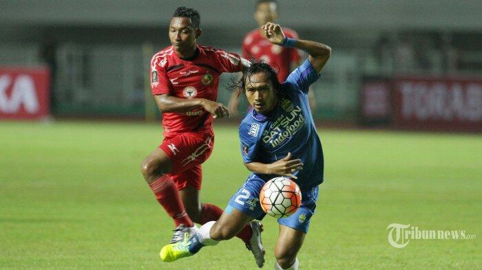 Hariono Akui Lini Tengah Persib Bandung Belum Padu