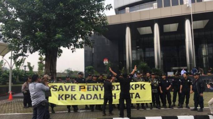 Brigade Beringin Wakafkan Diri Lindungi KPK