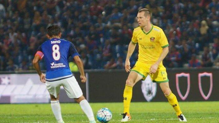 Pelatih Borneo FC Senang dengan Bergabungnya Shane Smeltz